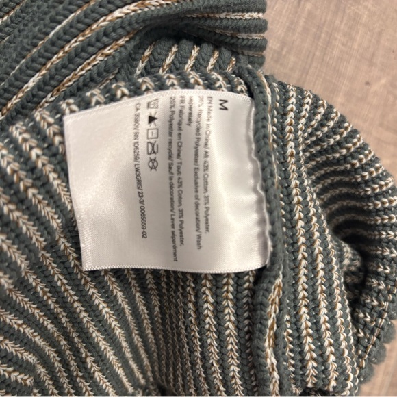 Lululemon Green Sweater - Picture 3 of 3